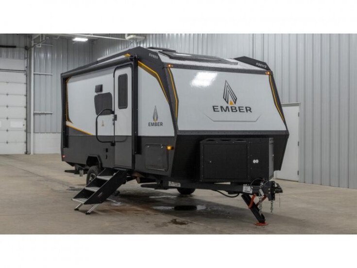 Thumbnail Photo undefined for 2022 Ember Overland